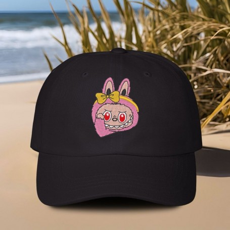Cappello ricamato Dada love
